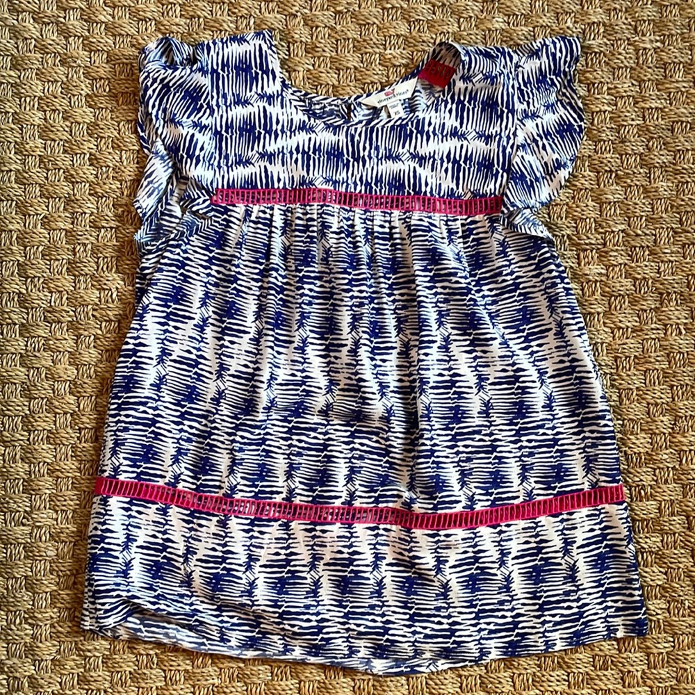 Vineyard Vines blouse- like new!